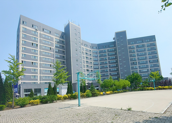大连J9集团企业集团